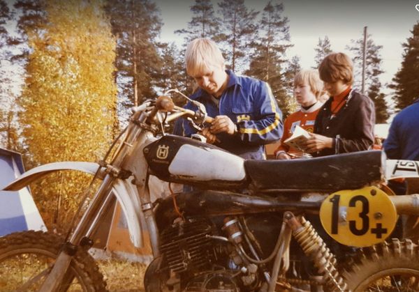 Tavu Vuori ja HVA CR 430 SM Motocross 1981